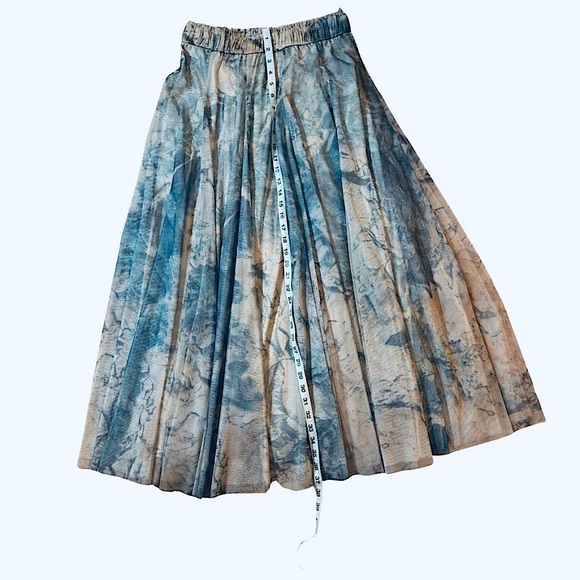 H&M NWT Green & Beige Tulle Skirt - Picture 3 of 8